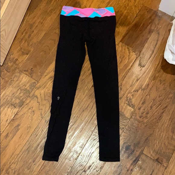 Black Ivivva Leggings - Picture 4 of 4